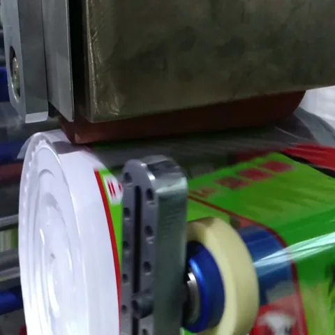 Heat transfer label printing on a packaging container